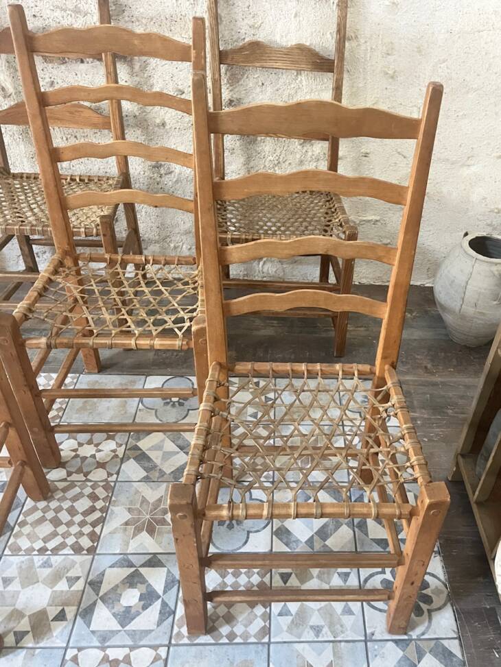 Lot de chaises canadiennes anciennes – Image 6