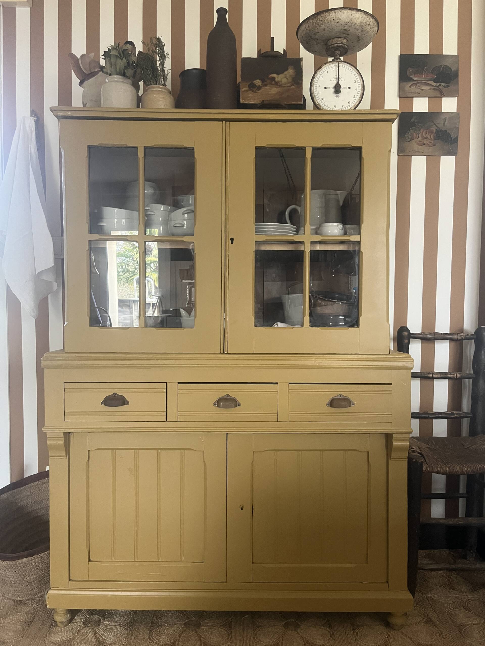 vaisselier ancien – Image 2