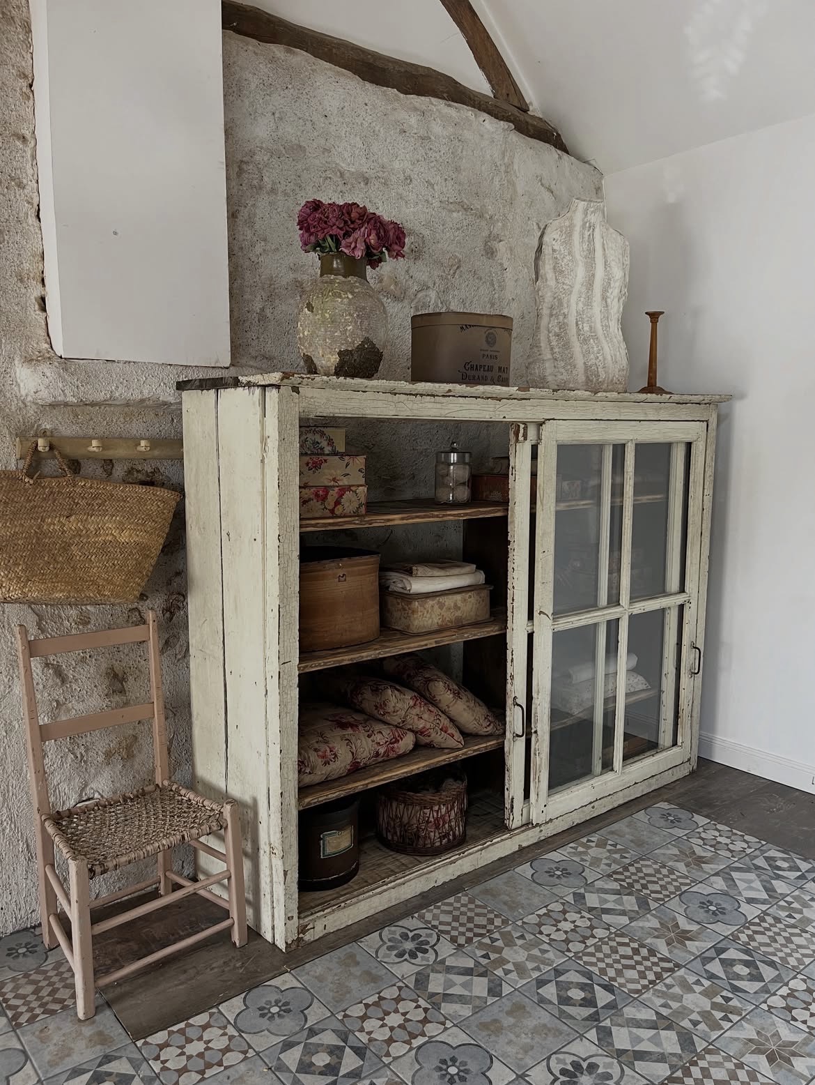 Ancienne vitrine de commerce – Image 3